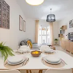 C14 Wonderfull Central 3 Bedrooms