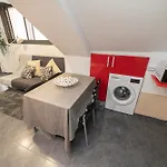 Barcelona Apartment Near Park Guell