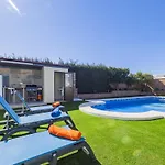 Cubo'S Casa Moncayo Del Aguila