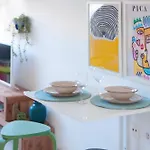 Picasso'S Dream Cozy & Chic Attic Plaza Merced