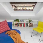 Picasso'S Dream Cozy & Chic Attic Plaza Merced
