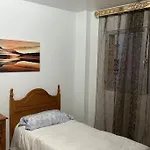 Mar Y Gibraltar: ¡Tu Refugio!