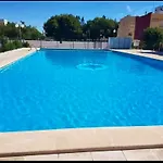 Welcoming House In La Pobla De Farnals With Shared Pool