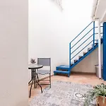 Torrent Terrace Haven: Bbq & City Access