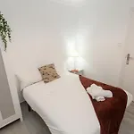 Tranquilo Apartamento Centrico En Plaza Cisneros