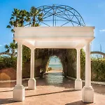 2 Bedroom Gorgeous Apartment In Oropesa Del Mar