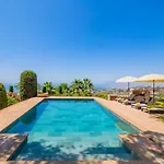 Cubo'S Mountain Bayview Luxury Villa