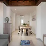 Apartamento Duplex En El Corazon De Marbella