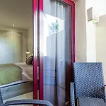 Gorgeous Apartment In Los Alcazares With Wifi