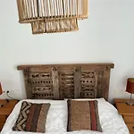 Driftwood 2 Bedroom Apartment - Earthy, Peaceful, Calm