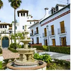 Hostal Adrian