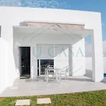 Villa Coral, Dos Apartamentos Con Piscina Compartida