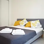 Amalia'S Home: Luminoso Apartamento Muy Cerca De La Playa