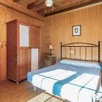 5 Bedroom Nice Home In Arguero