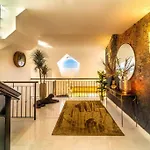 Signature Townhouse - Casa El Oasis