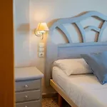 Seaview Getaway: Beach Access, Pool & Tennis Court