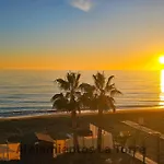 Laguna Beach Pool - Alojamientos La Torre