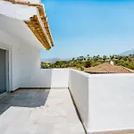 Fantastic Townhouse/ 4Bed/4Bath/ Puerto Banus