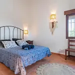 3 Bedroom Stunning Home In Algarrobo