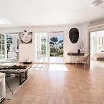 Villa Perla Close To Beach With A Private Pool