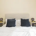 Cubo'S Apartamento Las Mimosas & Parking