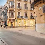 Penthouse & Private Rooftop In The Heart Of Malaga By Rems
