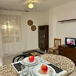 Lc Apartaments Hospital General