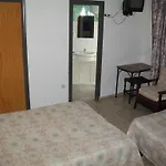Hostal Reyes