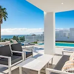 Luxurious Villa Moga Overlooking The Sea And Gibraltar