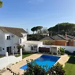 Chalet Ciudad Ducal Con Piscina Y Jardin