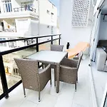 Skol 508 West Facing Duplex Apartment With Amazing Sea Views