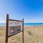 Nuevo Con Piscina Y Parking En La Playa