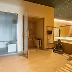 14 Modern Apt With Terrace & Sea View, Gym, Jacuzzi Spa Duquesa, Manilva