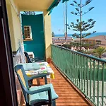 Beachfront 3 Bedroom Family Apartment