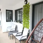 Casa Encantadora