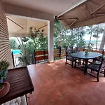 Chalet Con Piscina Y Barbacoa, Valencia