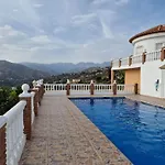 Der Thron Von Torrox - Villa Sorpresa