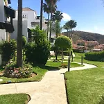 Holiday Home With Garden And Sea View In Calahonda, Near Marbella And Malaga