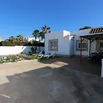Casa Familiar Con Piscina Privada Y Wifi, Cerca Del Mar, Aire Acondicionado, Mascotas Y Playa Para Perros. - Es-184-1