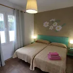 Casa Familiar Con Piscina Privada Y Wifi, Cerca Del Mar, Aire Acondicionado, Mascotas Y Playa Para Perros. - Es-184-1