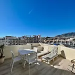 Luxury Sea View Apartment With 2 Terraces