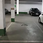 Sherryflat Caballeros - Parking