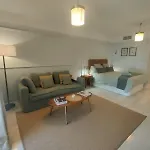 Central & Renovated Studio With Pool In Puerto Banus