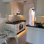Adosado En Residencial