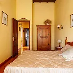 Casa Begonasituada En Sardedo Ribadesella