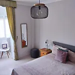 Apartamento De 3 Habitaciones, Zona Muy Tranquila A Unos Minutos De La Playa
