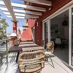 Penthouse Alhambra - Gerenoveerd Appartement Direct Aan Zee