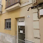 Holidays2Malaga Pena Parking & French Balcony & Smart Tv