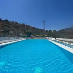 Rooftop Terrace & Panoramic Mountain View'S