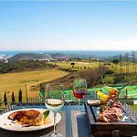 Spacious Apartment In La Cala De Mijas With Sea View.
